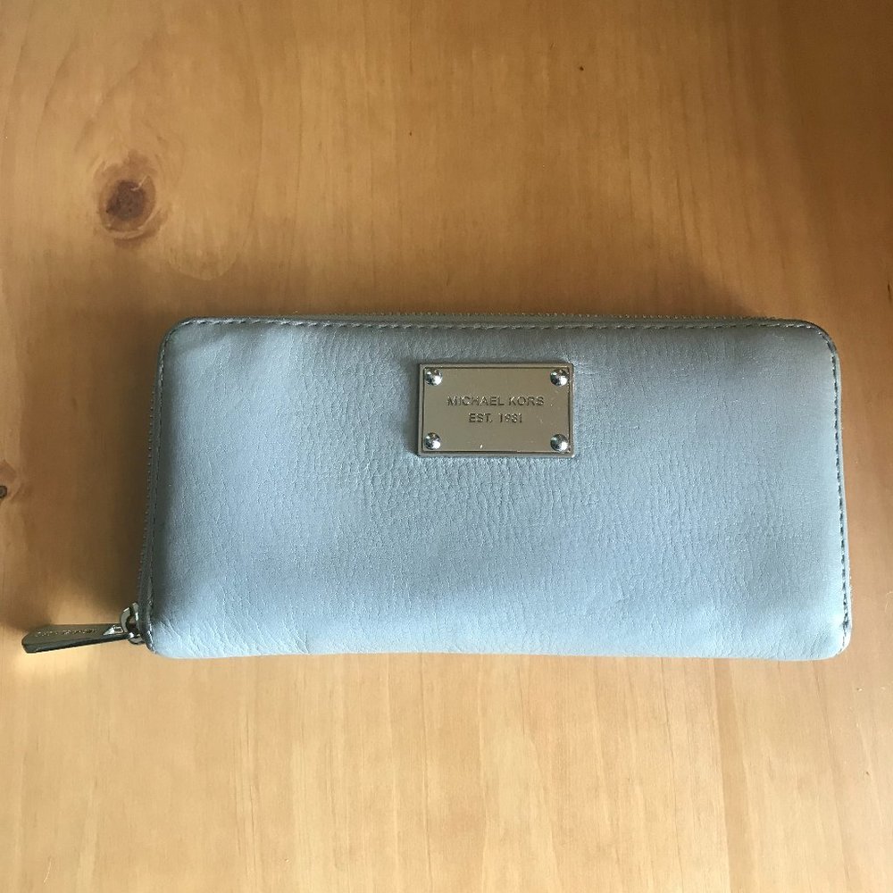 Michael Kors wallet
